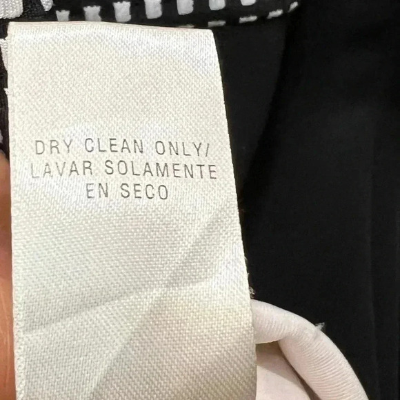 Sandra Darren Red Black and White Sleeveless Dress Size 14​ - Picture 11 of 11